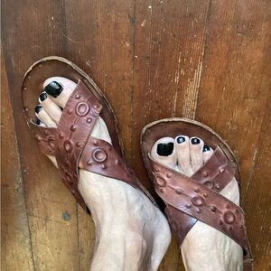 Fantastic leather sandals from ART